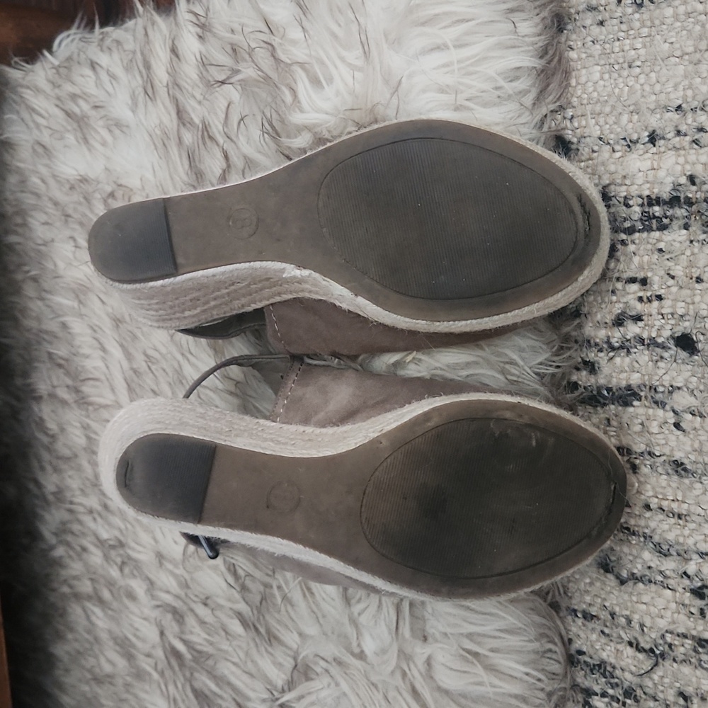Universal Thread Espadrilles Wedges 8 - Picture 2 of 7